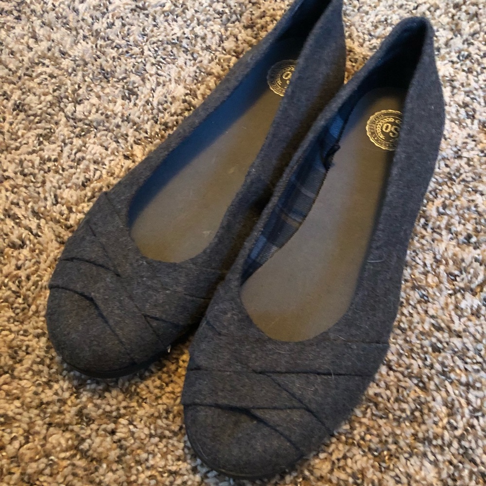 Gray Flats